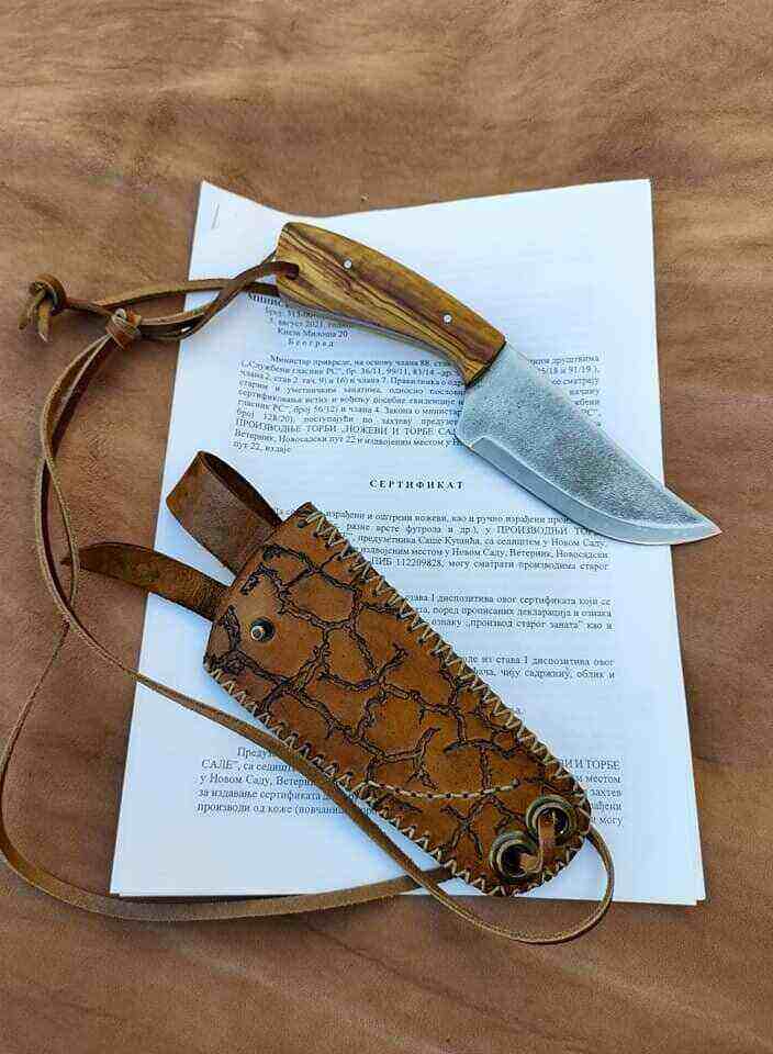 Nož,kožna futrola i sertifikat